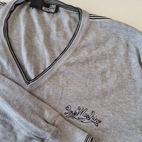 Love Moschino V-neck sweater - Picture 2 of 12